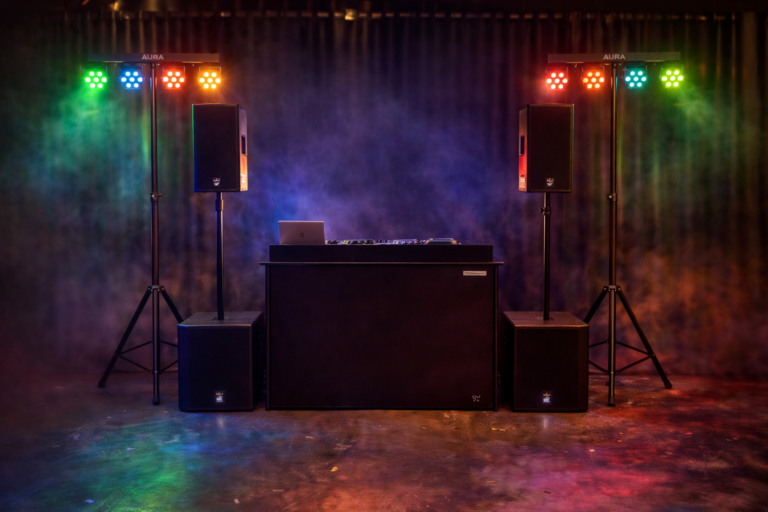Professionele drive-in show met licht en geluid in Rotterdam
